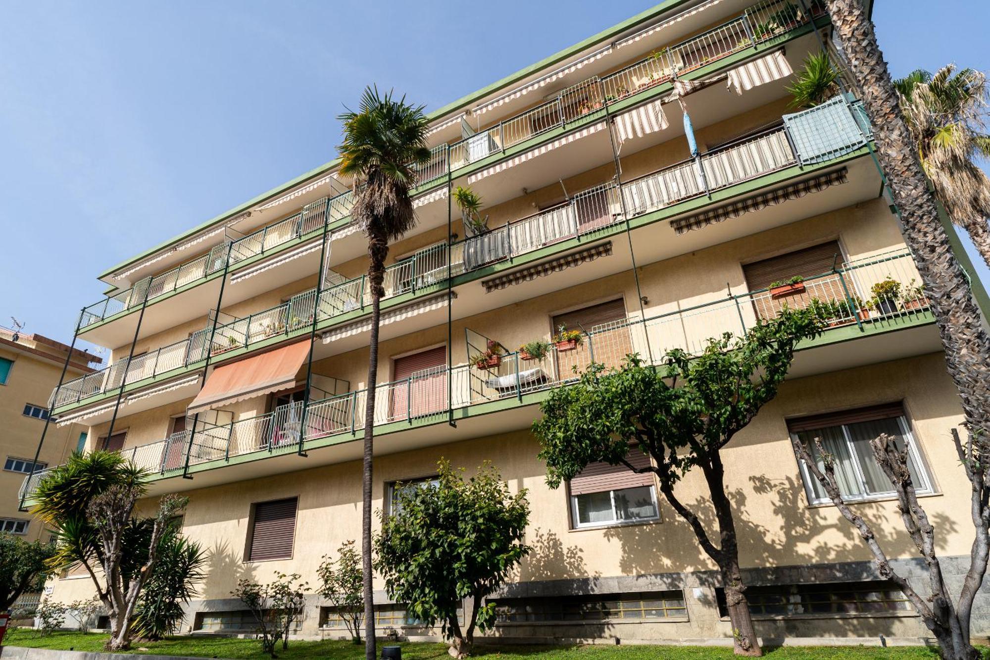 Casa Silvia - Central - Terrace - Wifi Bordighera Exterior photo
